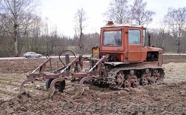 ТРАКТОР ДТ-75 С ПЛУГОМ В РАБОЧЕМ СОСТОЯНИИ!!! - <ro>Изображение</ro><ru>Изображение</ru> #1, <ru>Объявление</ru> #707983