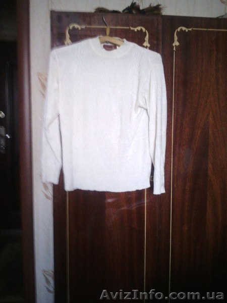 Продаю отличный свитерочек - <ro>Изображение</ro><ru>Изображение</ru> #1, <ru>Объявление</ru> #1348216