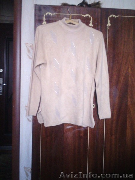 Продаю отличный свитерок - <ro>Изображение</ro><ru>Изображение</ru> #1, <ru>Объявление</ru> #1348861