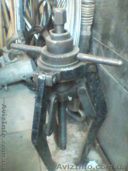 съёмник трёх лаповый продаю - <ro>Изображение</ro><ru>Изображение</ru> #1, <ru>Объявление</ru> #946256