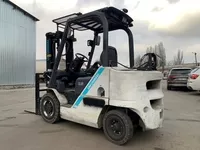 Газ-бензиновий навантажувач TCM (Nissan), напрацювання 5045 мотогодин - <ro>Изображение</ro><ru>Изображение</ru> #3, <ru>Объявление</ru> #1752513