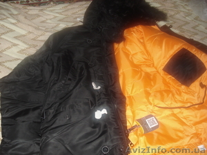 Продам фирменную куртку  - <ro>Изображение</ro><ru>Изображение</ru> #1, <ru>Объявление</ru> #483099
