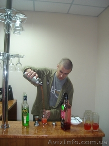 23 апреля начало занятий по курсу:   Флейринг   - повышение мастерства бармена . - <ro>Изображение</ro><ru>Изображение</ru> #2, <ru>Объявление</ru> #604274