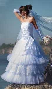 Свадебное платье, коллекция 2011 - <ro>Изображение</ro><ru>Изображение</ru> #4, <ru>Объявление</ru> #607235