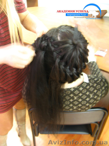  Курсы парикмахеров. Плетение косичек на волосах.  - <ro>Изображение</ro><ru>Изображение</ru> #1, <ru>Объявление</ru> #1043133