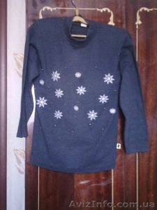 Продаю  новогодний,красивый свитерочек - <ro>Изображение</ro><ru>Изображение</ru> #1, <ru>Объявление</ru> #1348737