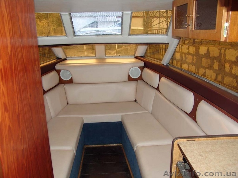 Продаю моторный катер производство Англия  - <ro>Изображение</ro><ru>Изображение</ru> #3, <ru>Объявление</ru> #18492