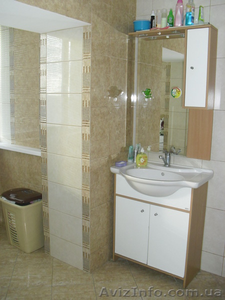 Продаю просторную  3-х ком. кв. в центре - <ro>Изображение</ro><ru>Изображение</ru> #8, <ru>Объявление</ru> #679296