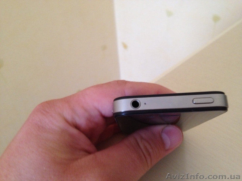 Айфон 4s 16GB iphone 4 s 16GB продам срочно торг уместен - <ro>Изображение</ro><ru>Изображение</ru> #3, <ru>Объявление</ru> #770168