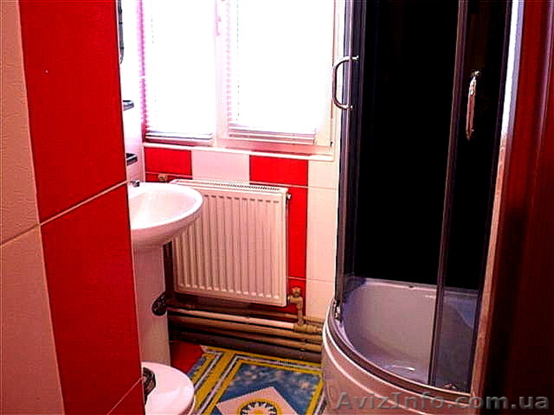 осуточно 2-ух к. кв. центр Николаева, на Советской (Макдональдс) WI-F - <ro>Изображение</ro><ru>Изображение</ru> #7, <ru>Объявление</ru> #870707