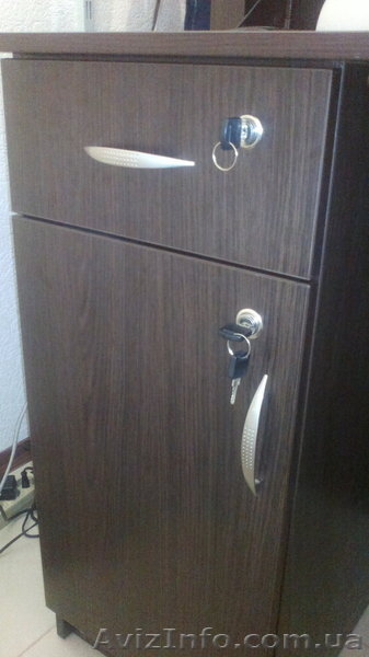 Продам торговое оборудование, манекены, ресепшен и т.д. - <ro>Изображение</ro><ru>Изображение</ru> #8, <ru>Объявление</ru> #876059