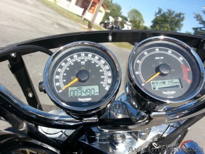 Продаю мотоцикл Triumph Rocket III roadster 2010 - <ro>Изображение</ro><ru>Изображение</ru> #4, <ru>Объявление</ru> #886567