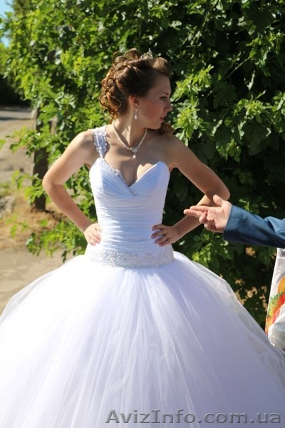 Свадебное платья - <ro>Изображение</ro><ru>Изображение</ru> #7, <ru>Объявление</ru> #943245