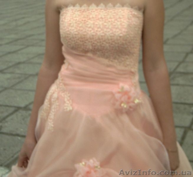 Срочно продам пышное платье персикового цвета - <ro>Изображение</ro><ru>Изображение</ru> #4, <ru>Объявление</ru> #969365