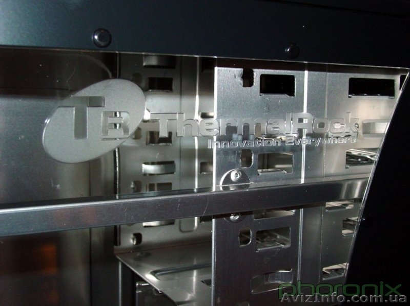 Продается компьютерный корпус ThermalRock Eclipse rh-M040-1aw - <ro>Изображение</ro><ru>Изображение</ru> #10, <ru>Объявление</ru> #1259337