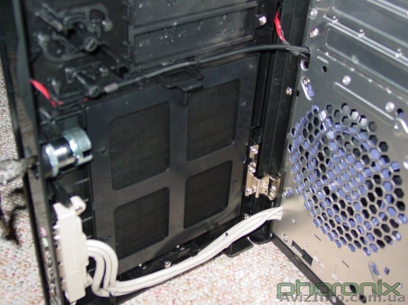 Продается компьютерный корпус ThermalRock Eclipse rh-M040-1aw - <ro>Изображение</ro><ru>Изображение</ru> #8, <ru>Объявление</ru> #1259337