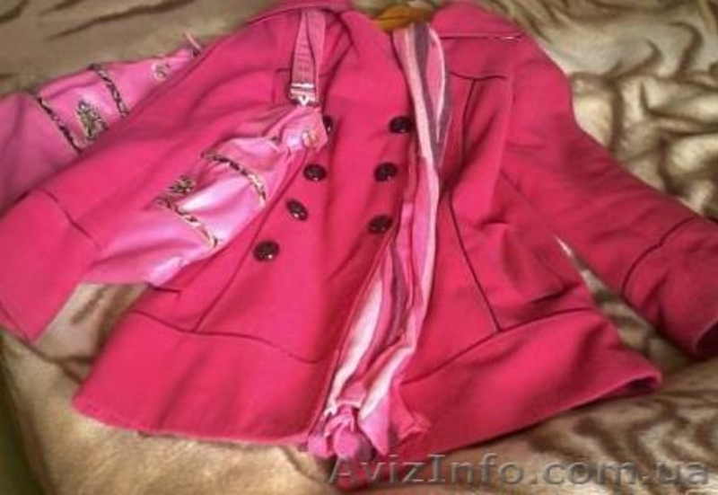 Малиновое пальто женское яркое выше колен - <ro>Изображение</ro><ru>Изображение</ru> #5, <ru>Объявление</ru> #1615566