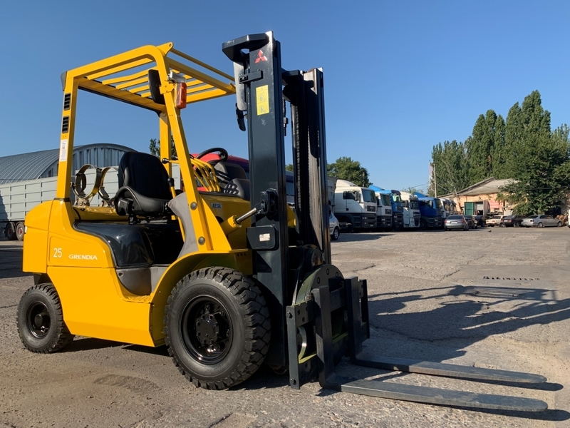 Вилочный автопогрузчик газ-бензиновый Mitsubishi с ротатором - <ro>Изображение</ro><ru>Изображение</ru> #5, <ru>Объявление</ru> #1697969